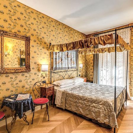 Residenza Ave Roma Bed & Breakfast Exterior photo