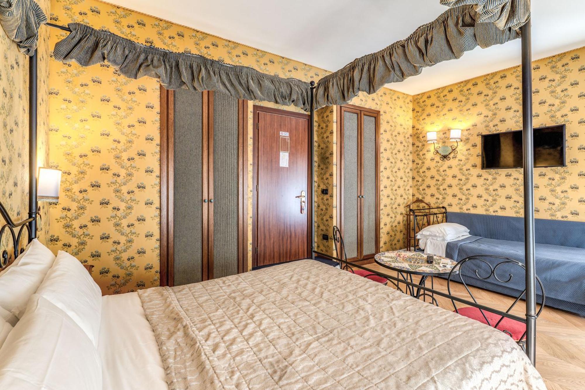 Residenza Ave Roma Bed & Breakfast Exterior photo