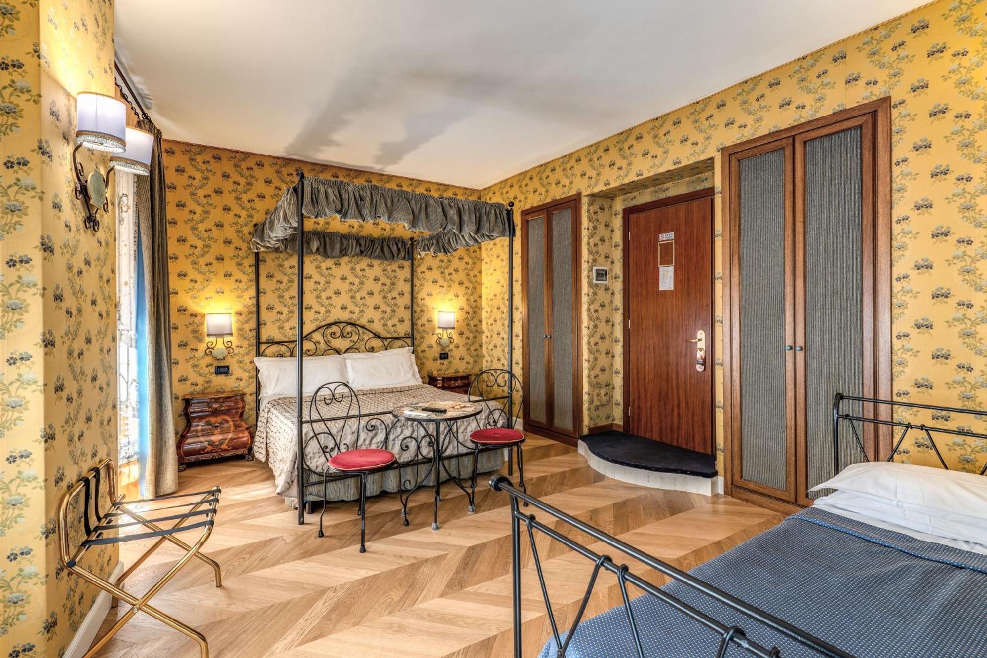 Residenza Ave Roma Bed & Breakfast Exterior photo