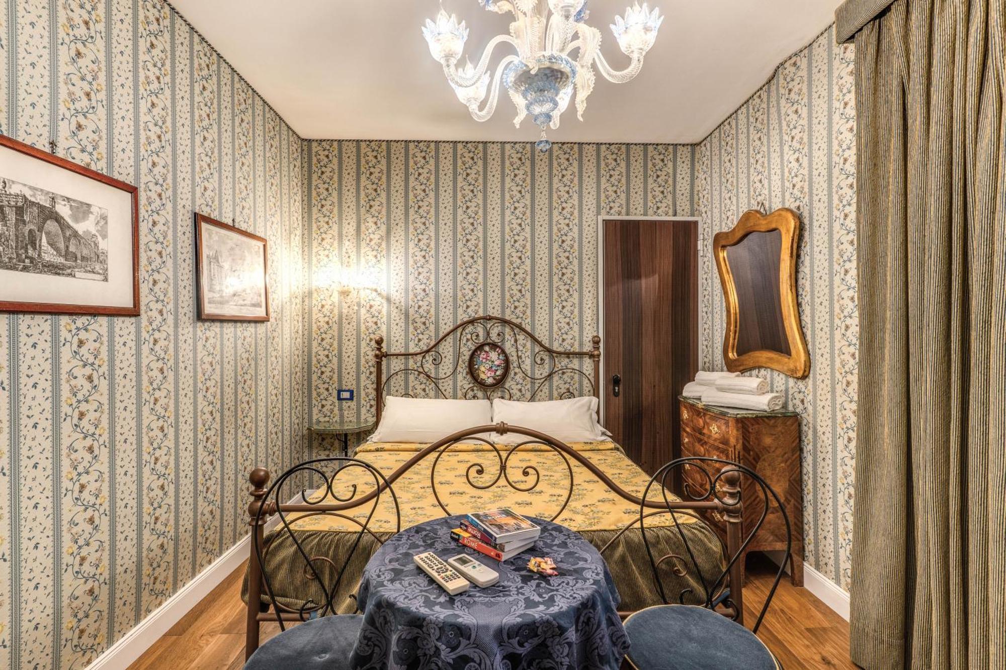 Residenza Ave Roma Bed & Breakfast Exterior photo