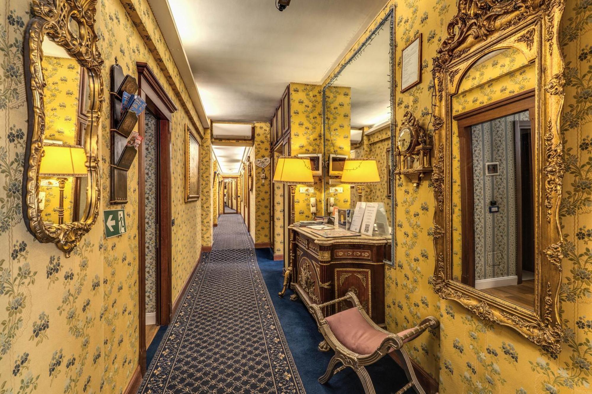 Residenza Ave Roma Bed & Breakfast Exterior photo